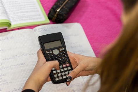 Simulateur de moyenne au bac techno réforme 2024 et 2025